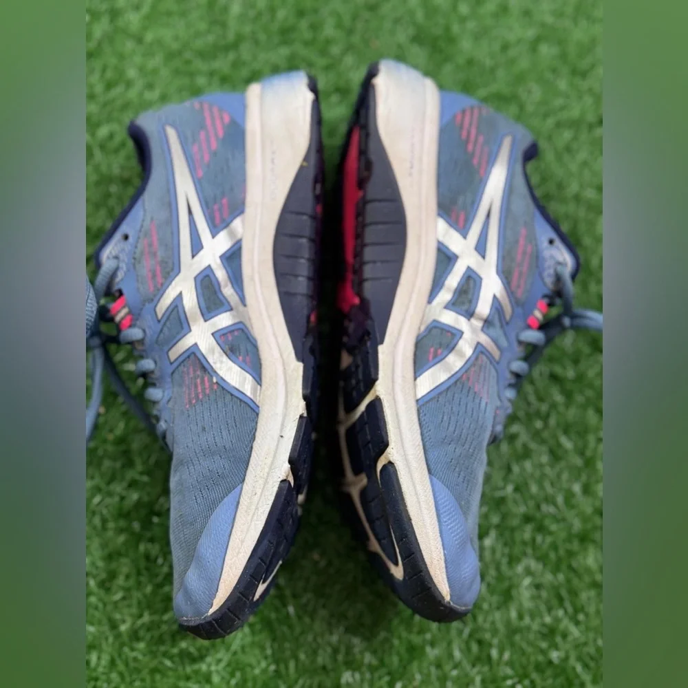 Asics good preowned